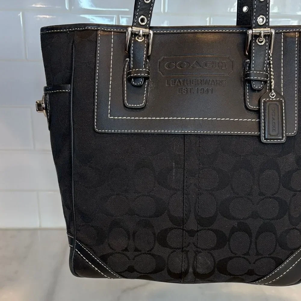 Coach authentic designer